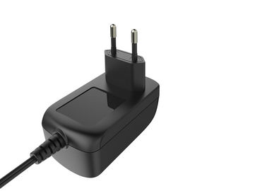 سعر جيد 12V 2A AC DC محول الطاقة أسود / أبيض مع 2 الشق EU 2 دبوس 3000ma الانترنت