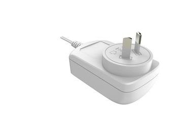 سعر جيد 24W أبيض 5V 9V 12V 15V 24V تحويل التيار الكهربائي العالمي AC جدار جبل الانترنت