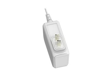 سعر جيد 18W / 24W الأبيض الولايات المتحدة 2 دبوس جدار جبل محول الطاقة مع مدخلات 90 - 264Vac الانترنت