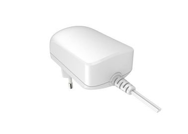 سعر جيد 90 - 264VAC العالمي AC DC محول الاتحاد الأوروبي التوصيل 5V 3A مع CE / GS / EMC مصدق الانترنت