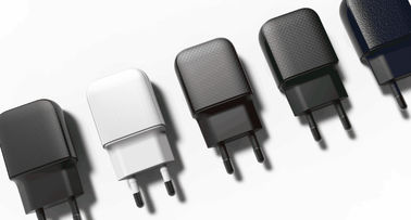سعر جيد 5V 1A / 2.1A / 2.4A واحد مزدوج عالمي USB محول تيار متردد سريع الانترنت